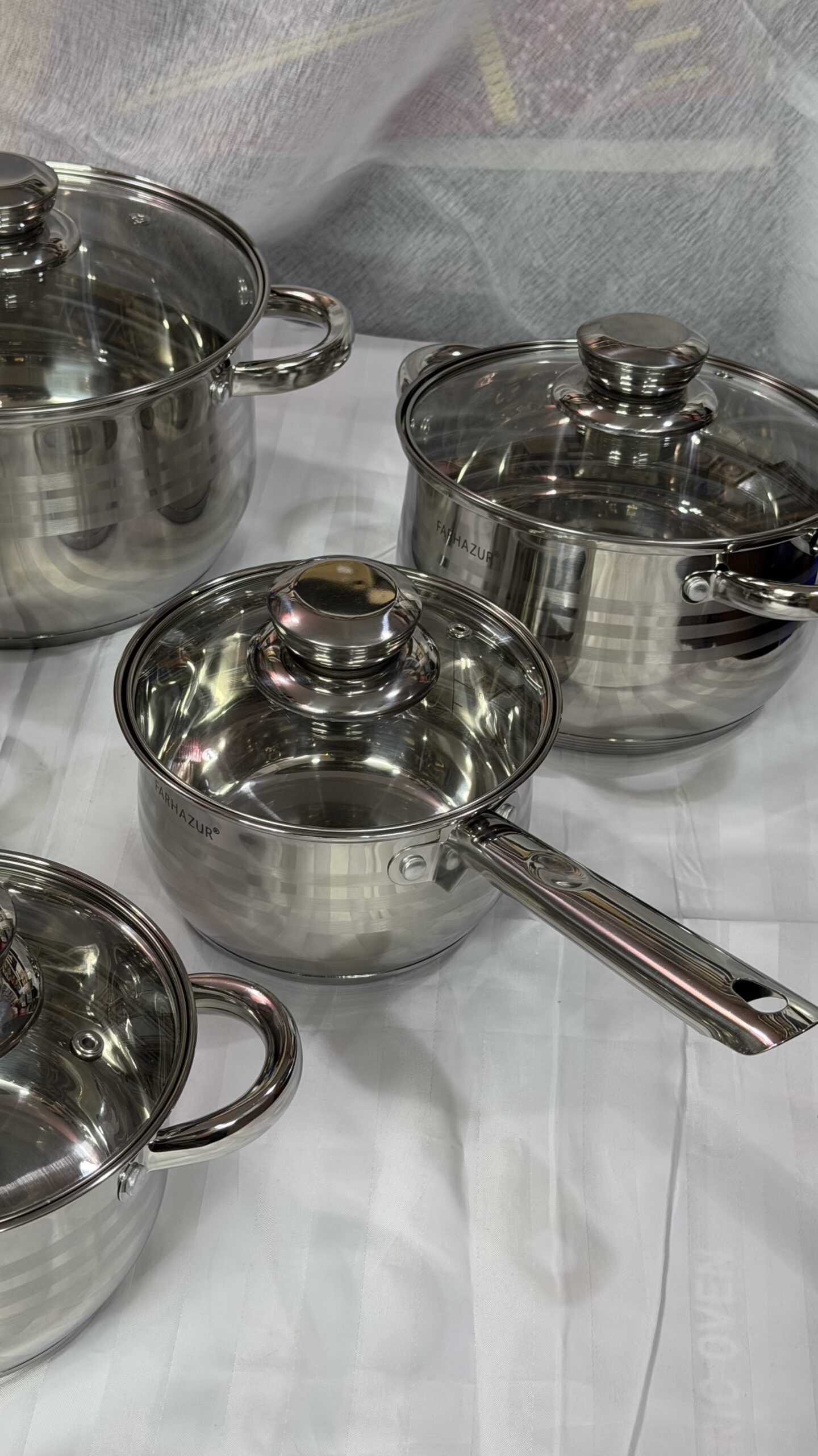 IMG_4496 Batterie de Cuisine 12 pièces – Acier Inoxydable Haute Qualité