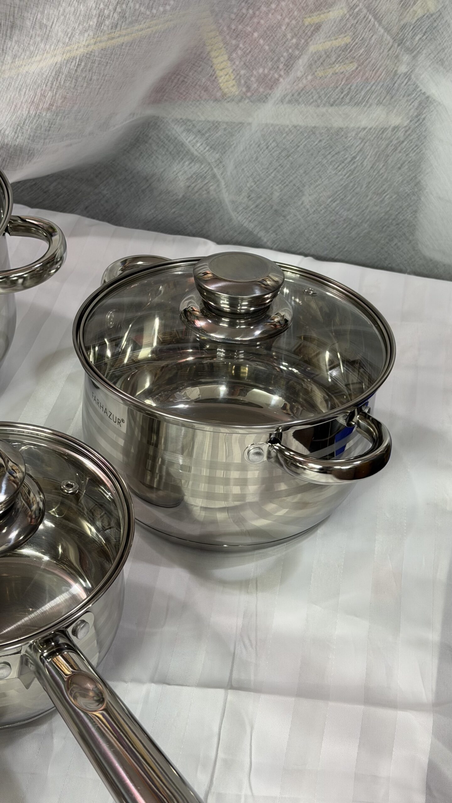 IMG_4497 Batterie de Cuisine 12 pièces – Acier Inoxydable Haute Qualité